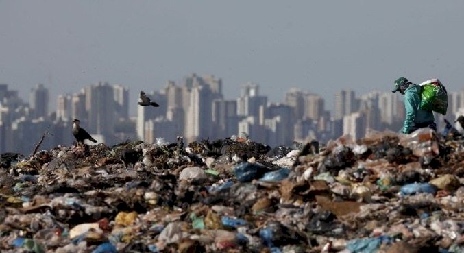 Um em cada quatro municípios brasileiros sofre com falta de coleta seletiva