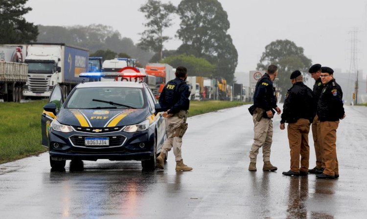 PRF ainda registra bloqueios de rodovias em ao menos sete estados