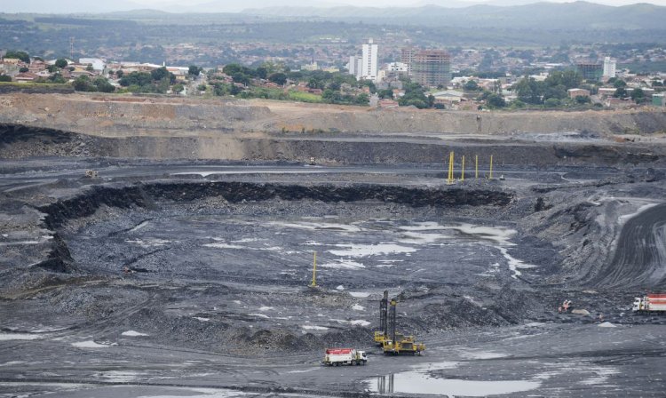 Relatório diz que mineração viveu 