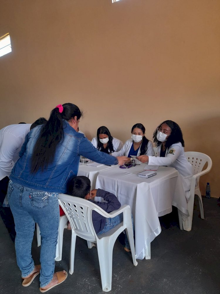 Centenas de pessoas são beneficiadas por ação da UCP em Zanja Pytã